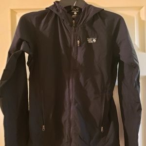 Mountain hardware softshell